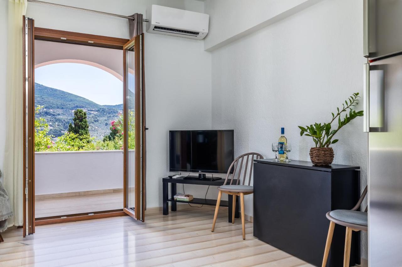 Lina Apartments Скопелос Экстерьер фото